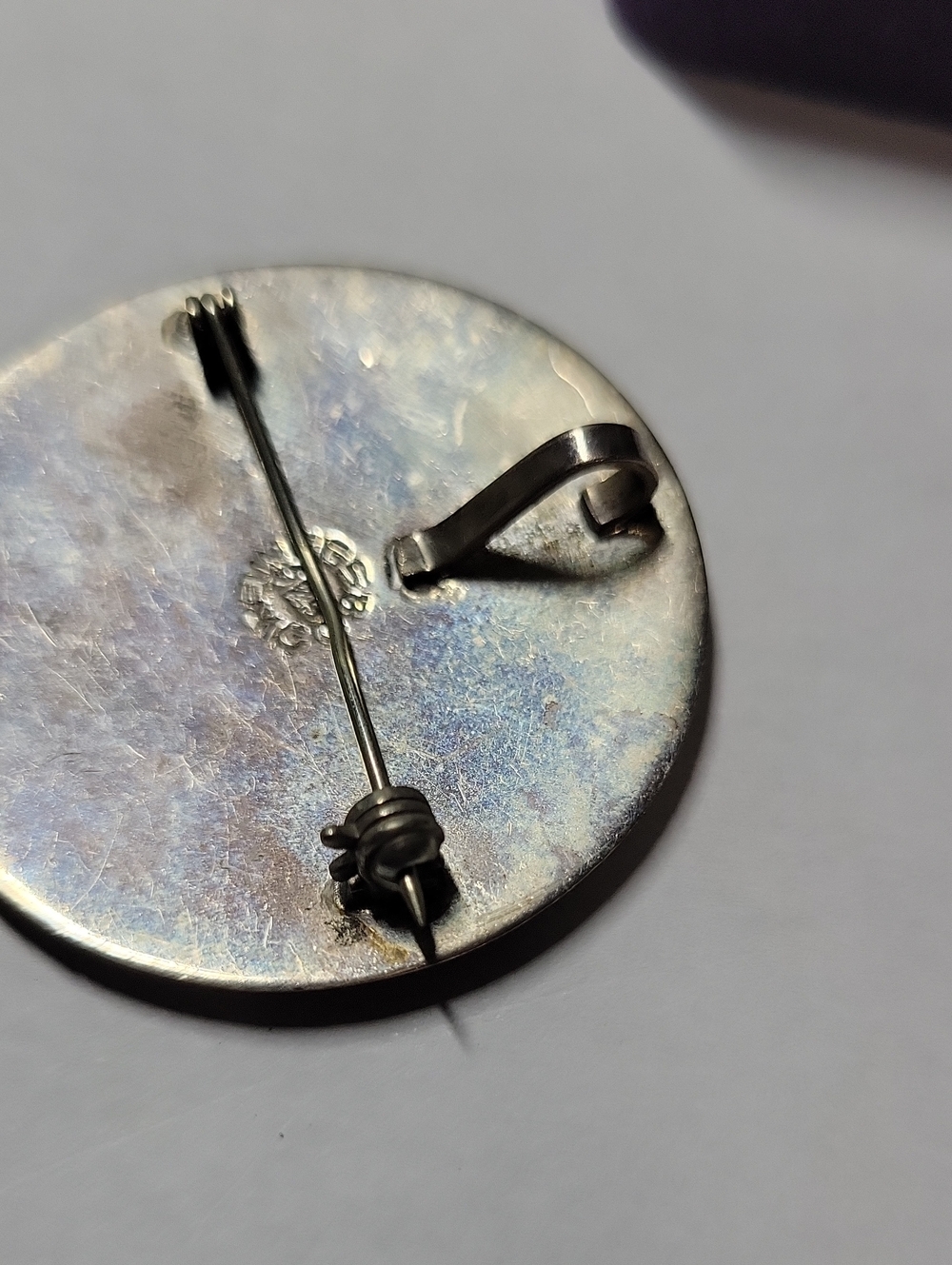 Vintage Turquoise Inlay Round Accessory Pin - Picture 4 of 6